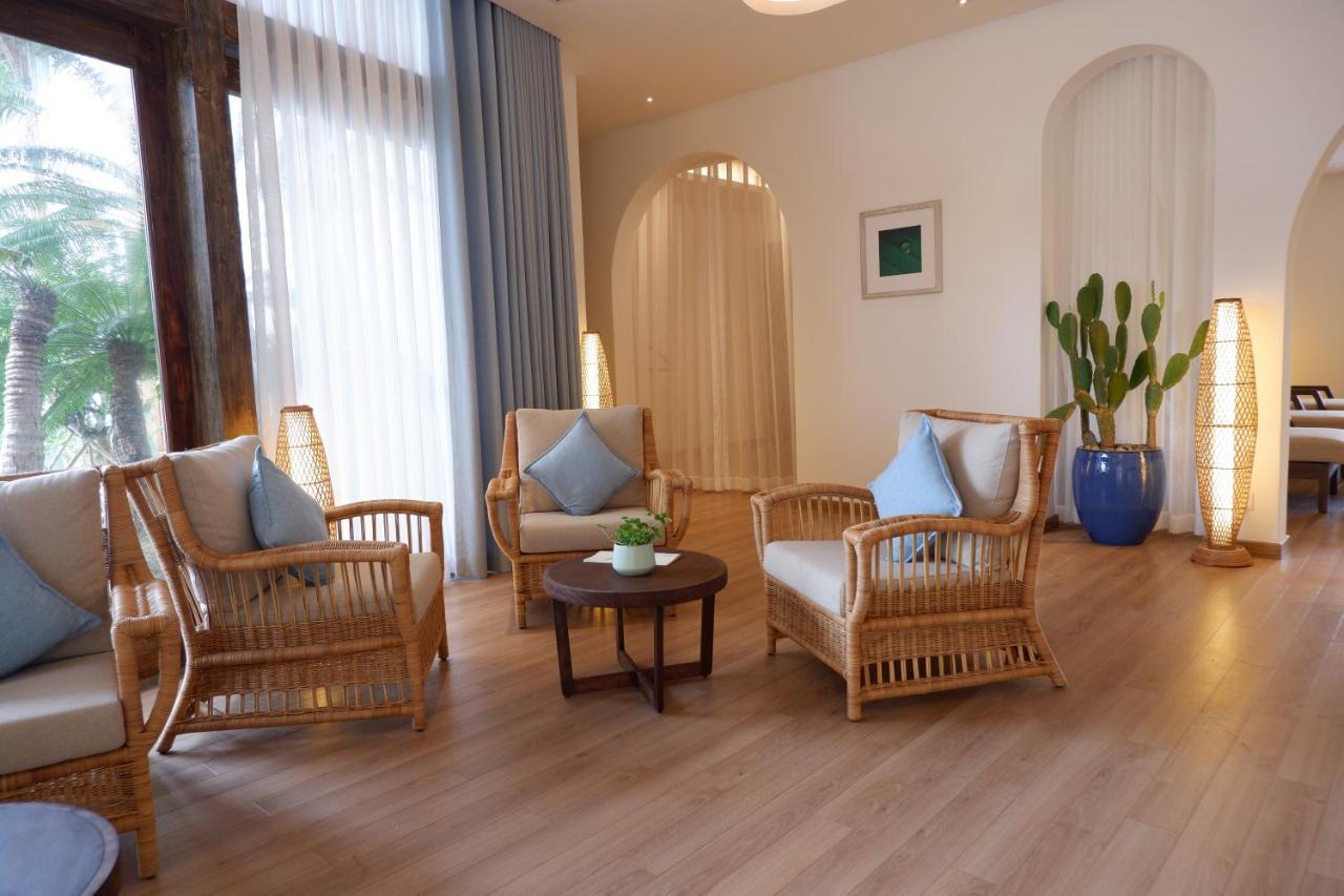 Stelia Beach Resort Туй Хоа Екстериор снимка