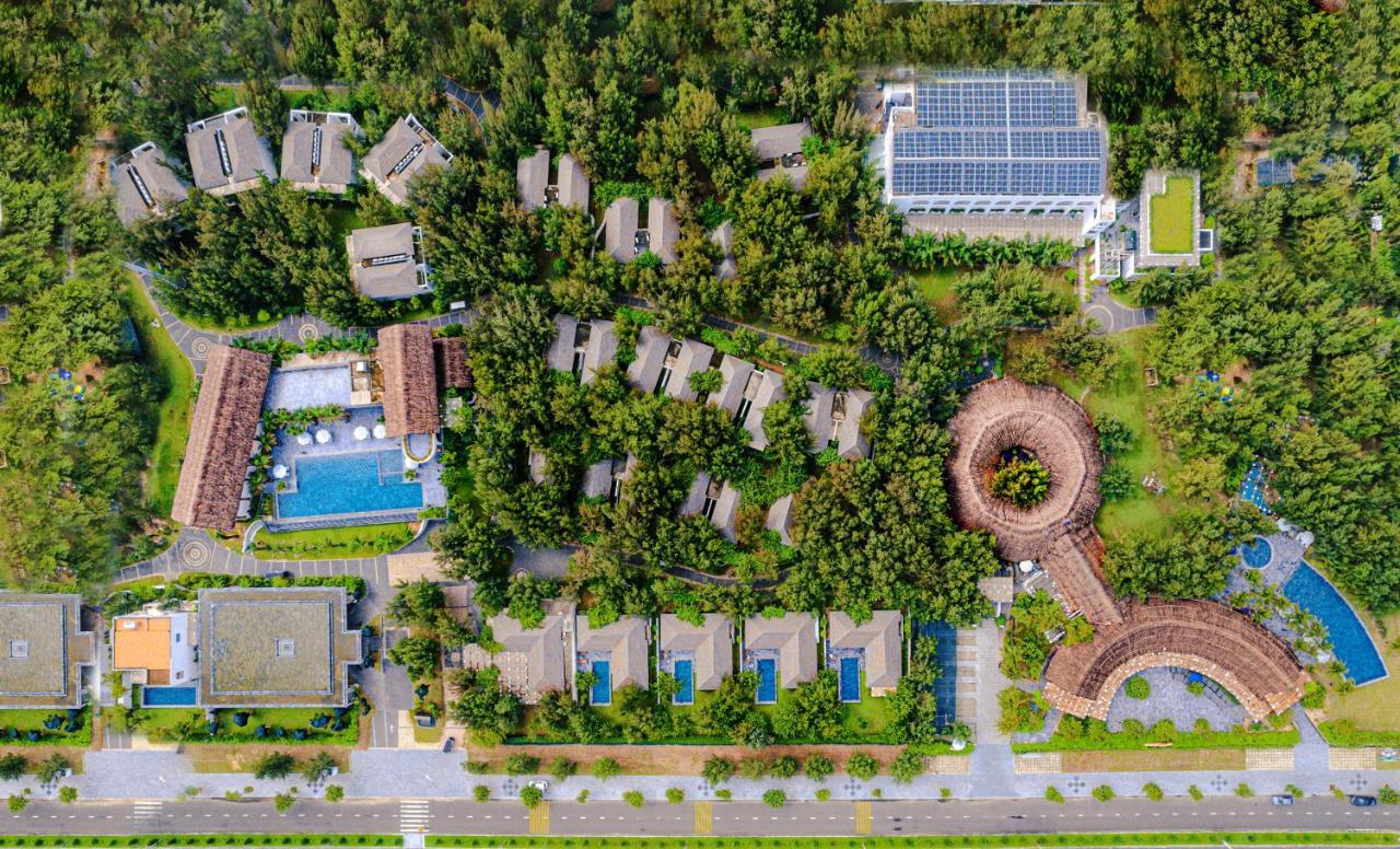 Stelia Beach Resort Туй Хоа Екстериор снимка