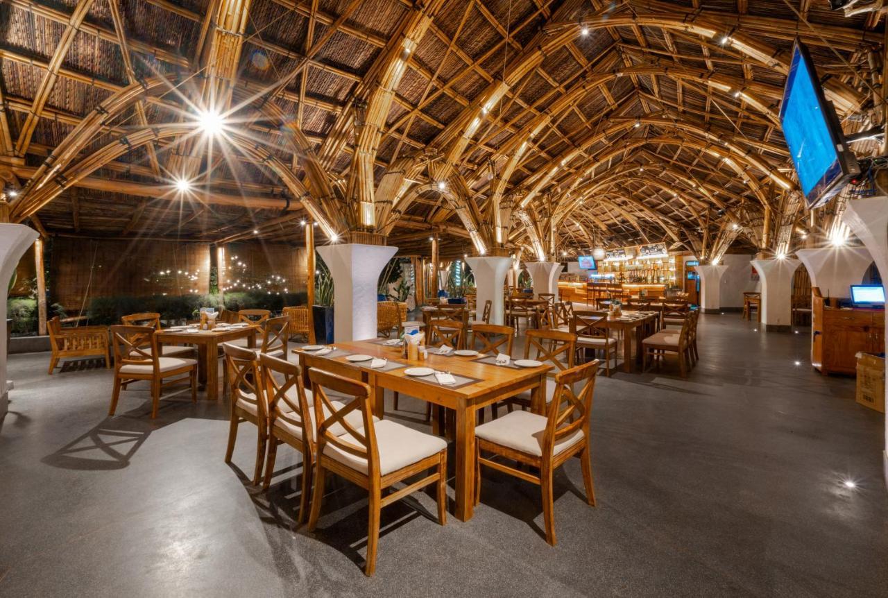 Stelia Beach Resort Туй Хоа Екстериор снимка