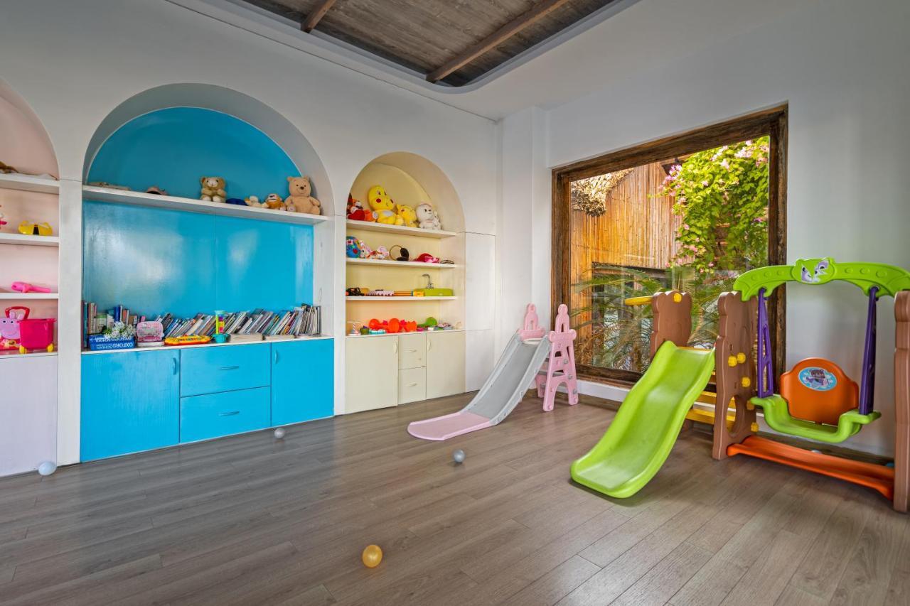 Stelia Beach Resort Туй Хоа Екстериор снимка